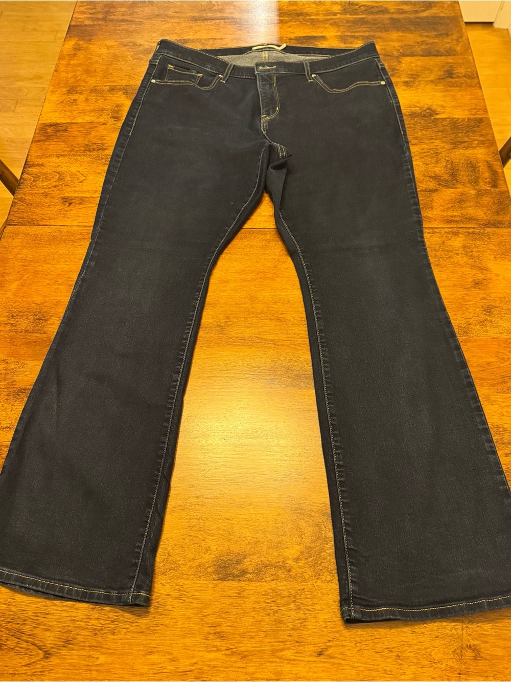 Levi’s 315 Shaping Bootcut Jeans Dark Wash Blue Size 16W Plus